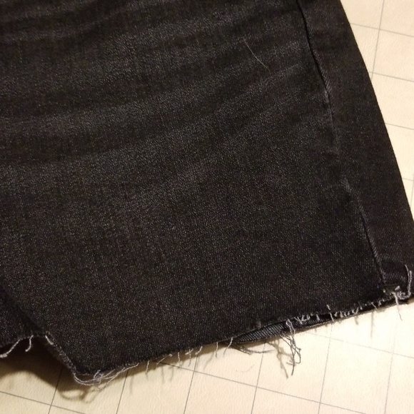 NWT Universal Thread High Rise Midi Jean Shorts - Picture 8 of 8